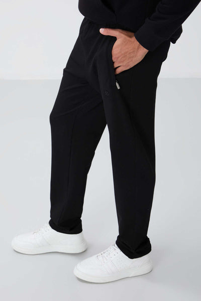 Pantaloni de trening Tommylife Wholesale Slim Fit Classic Leg pentru bărbați 84669 Negri