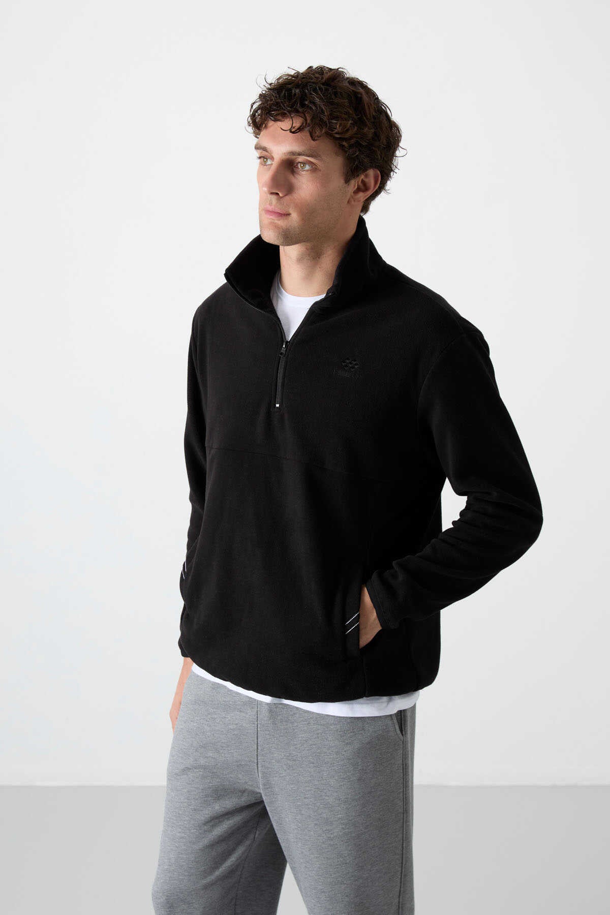 Tommylife Toptan Dik Yaka Dar Kalıp Yarım Fermuar Erkek Polar Sweatshirt 87891 Siyah