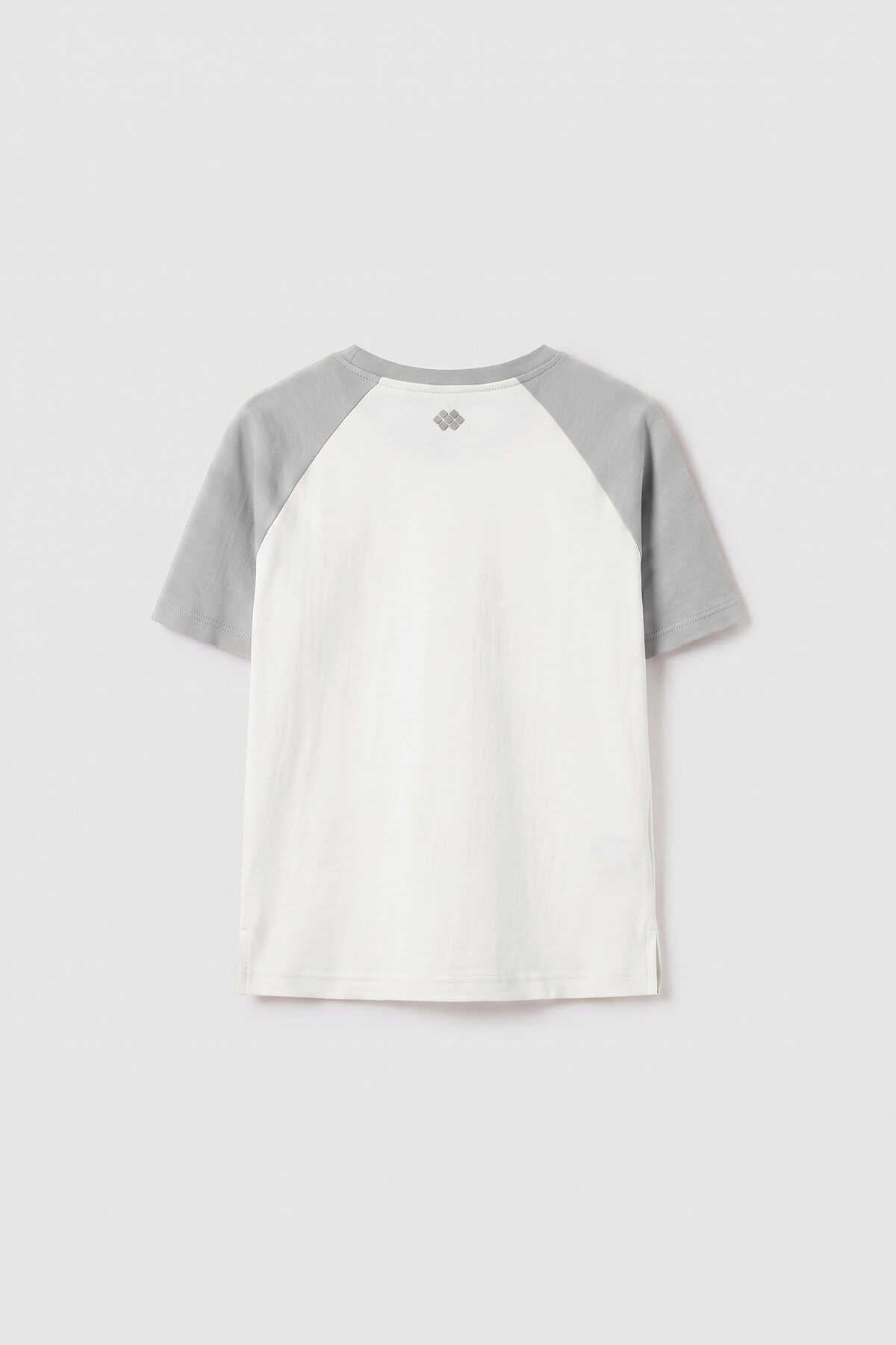 Tricou Tommylife Wholesale Off-White Standard Fit cu mânecă raglan pentru fete - 75180