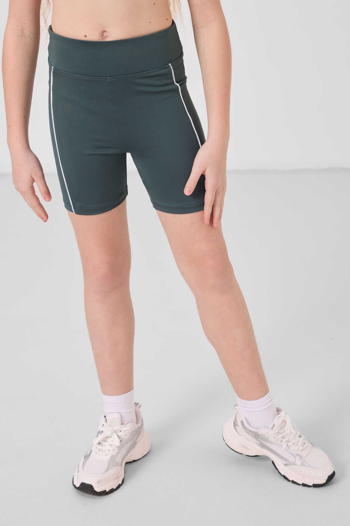 Tommylife Toptan Esnek Standart Fit Basic Performans Kız Çocuk Tayt 75189 Orman Yeşili