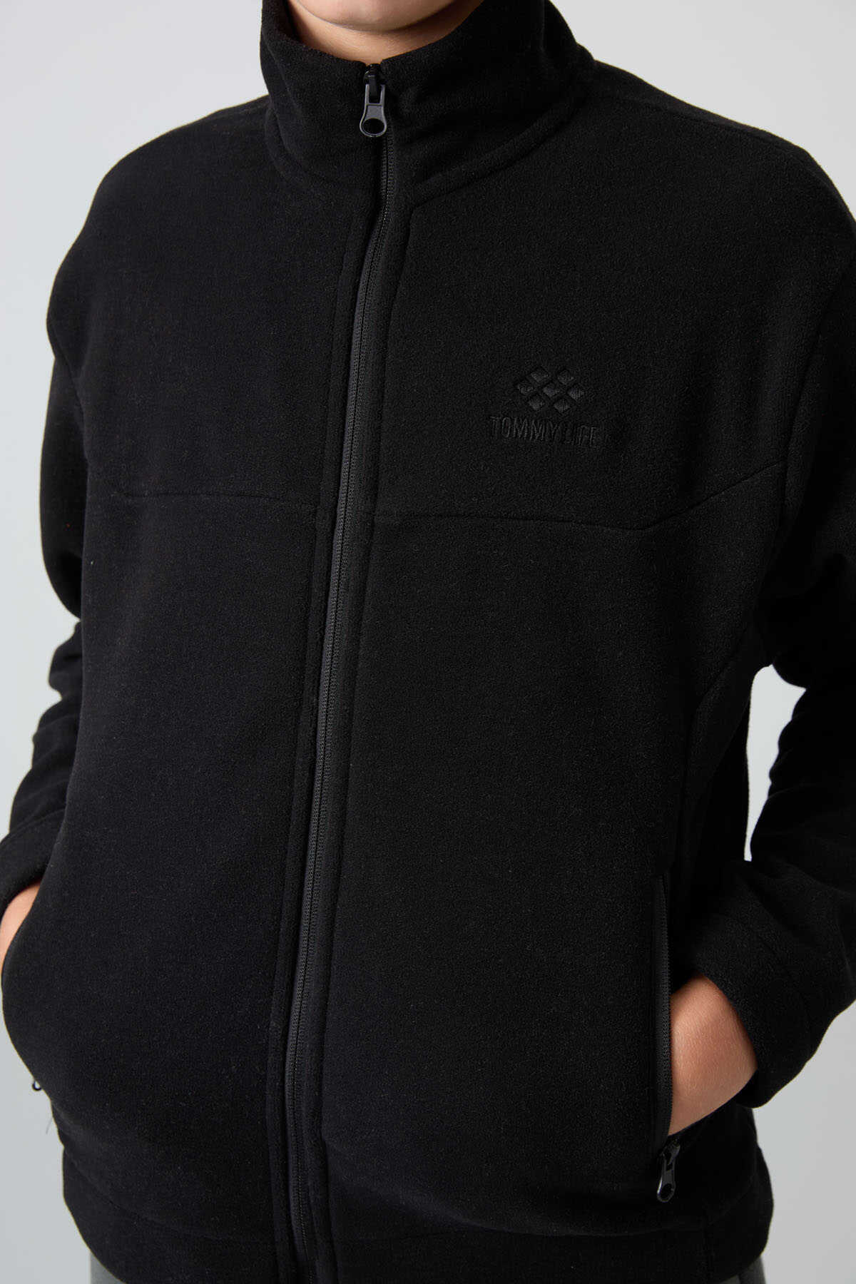 Tommylife Bluz din polar pentru băieți, cu guler înalt, croială standard, basic, en-gros, 11223 Negru