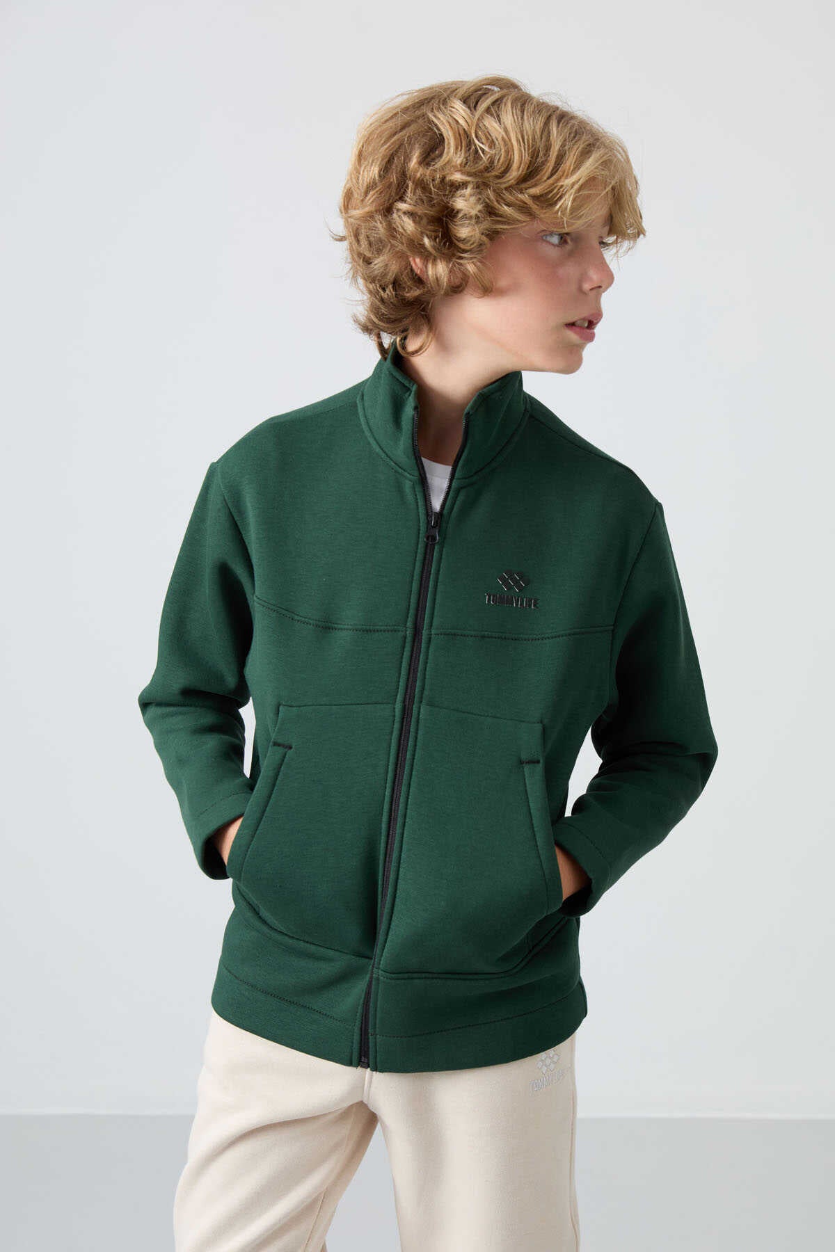 Tommylife Toptan Garson Boy Dik Yaka Standart Kalıp Basic Erkek Çocuk Sweatshirt 11245 Çam Yeşili