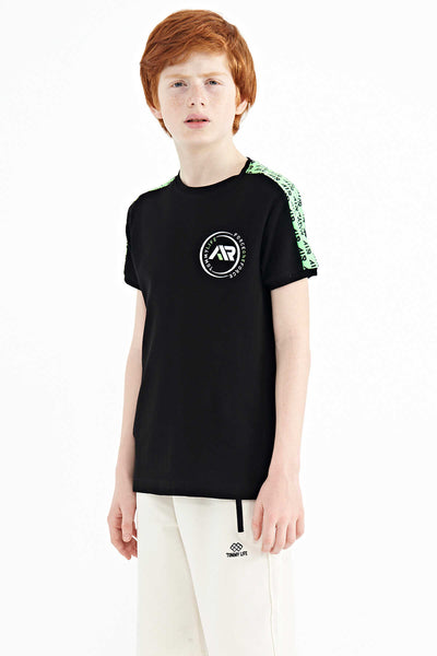 Tommylife Toptan Garson Boy O Yaka Standart Kalıp Baskılı Erkek Çocuk T-Shirt 11121 Siyah