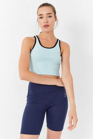 Maiou scurt pentru femei, albastru deschis, fără mâneci, croială slim fit, cu decolteu în U, Tommylife Wholesale - 97162