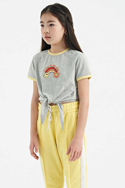 Tommylife Toptan Gri Melanj Baskı Detaylı O Yaka Çok Renkli Bağlama Detaylı Kız Çocuk T-Shirt - 75113