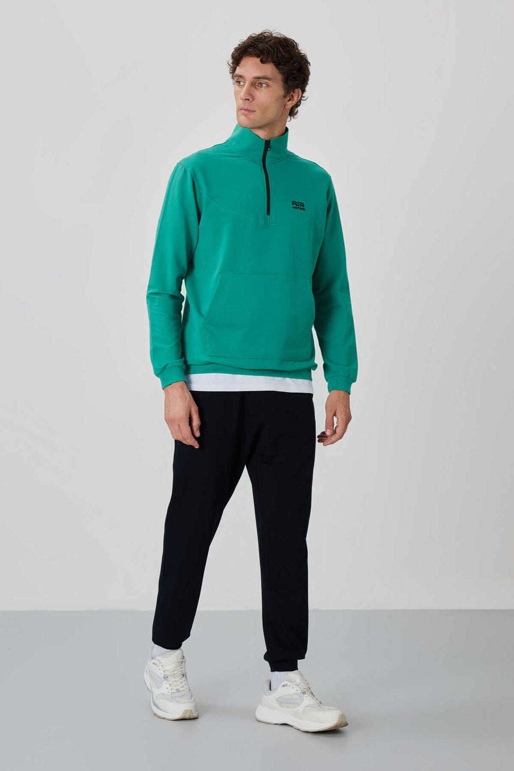 Tommylife Toptan Herbert Standart Kalıp Dik Yaka Erkek Eşofman Takım 85233 Deniz Yeşili - Lacivert