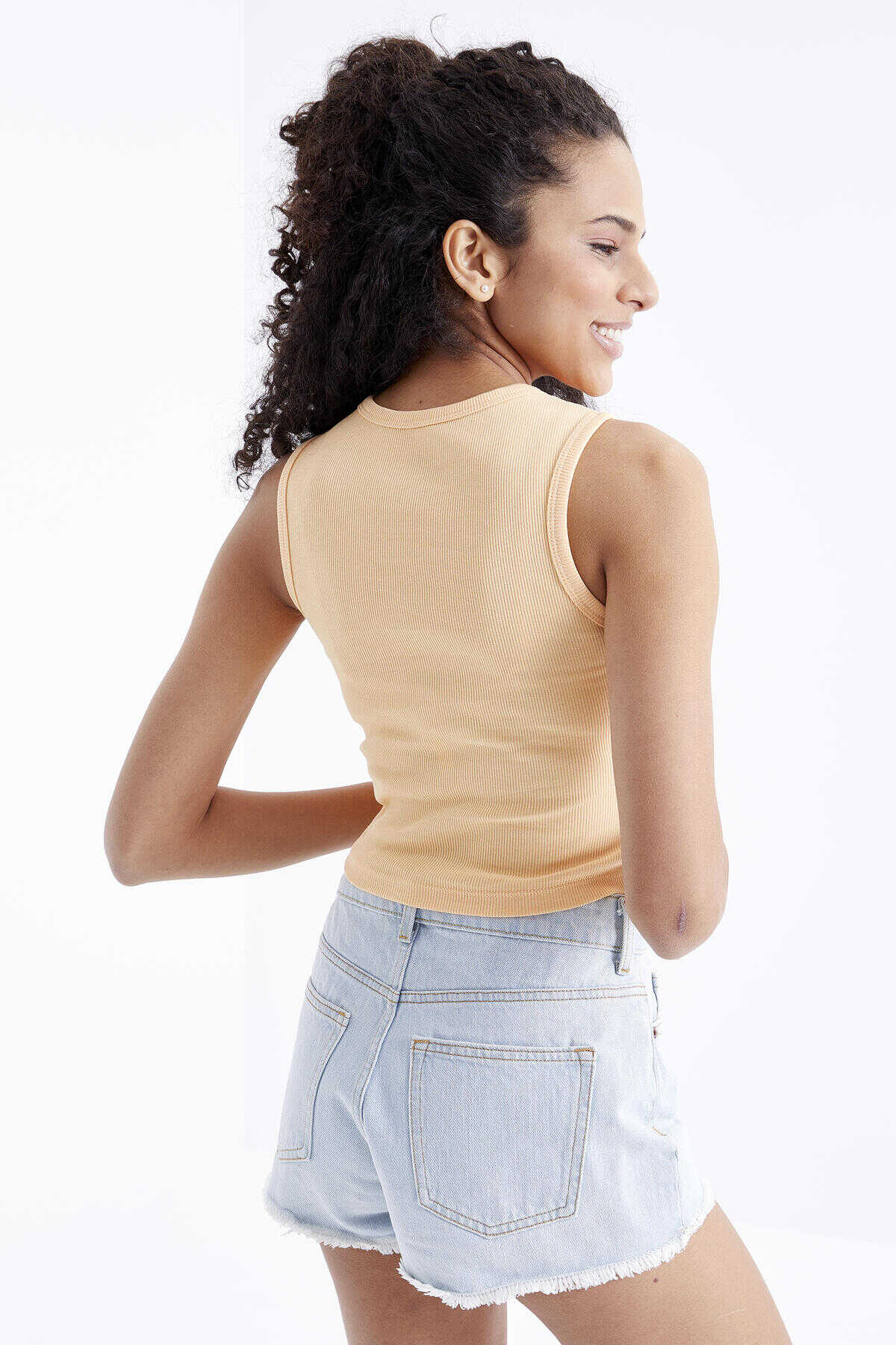 Tommylife Toptan Kavuniçi Basic Kolsuz O Yaka Kadın Crop Top Atlet - 97204