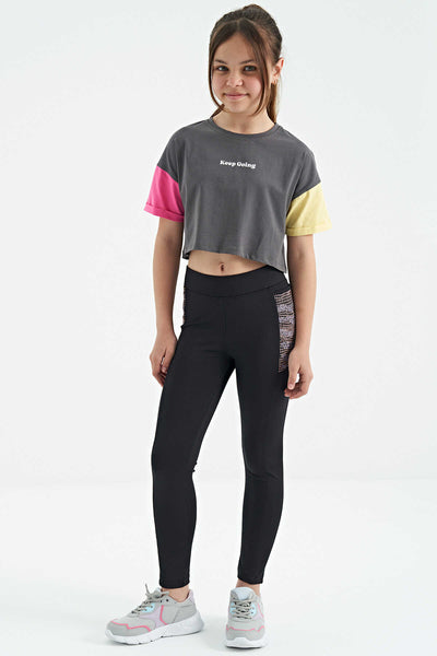 Tommylife Toptan Koyu Gri Yazı Baskılı O Yaka Düşük Omuzlu Oversize Kız Çocuk T-Shirt - 75130