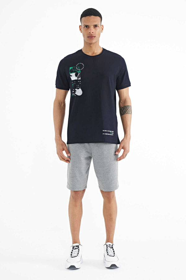 Tricou bărbătesc Tommylife Wholesale, croială standard, cu imprimeu bleumarin, guler rotund, detalii, 88216