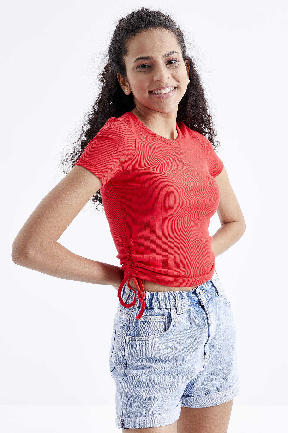 Tommylife Toptan Nar Çiçeği Basic Yanı Büzgülü O Yaka Kadın Crop Top T-Shirt - 97203
