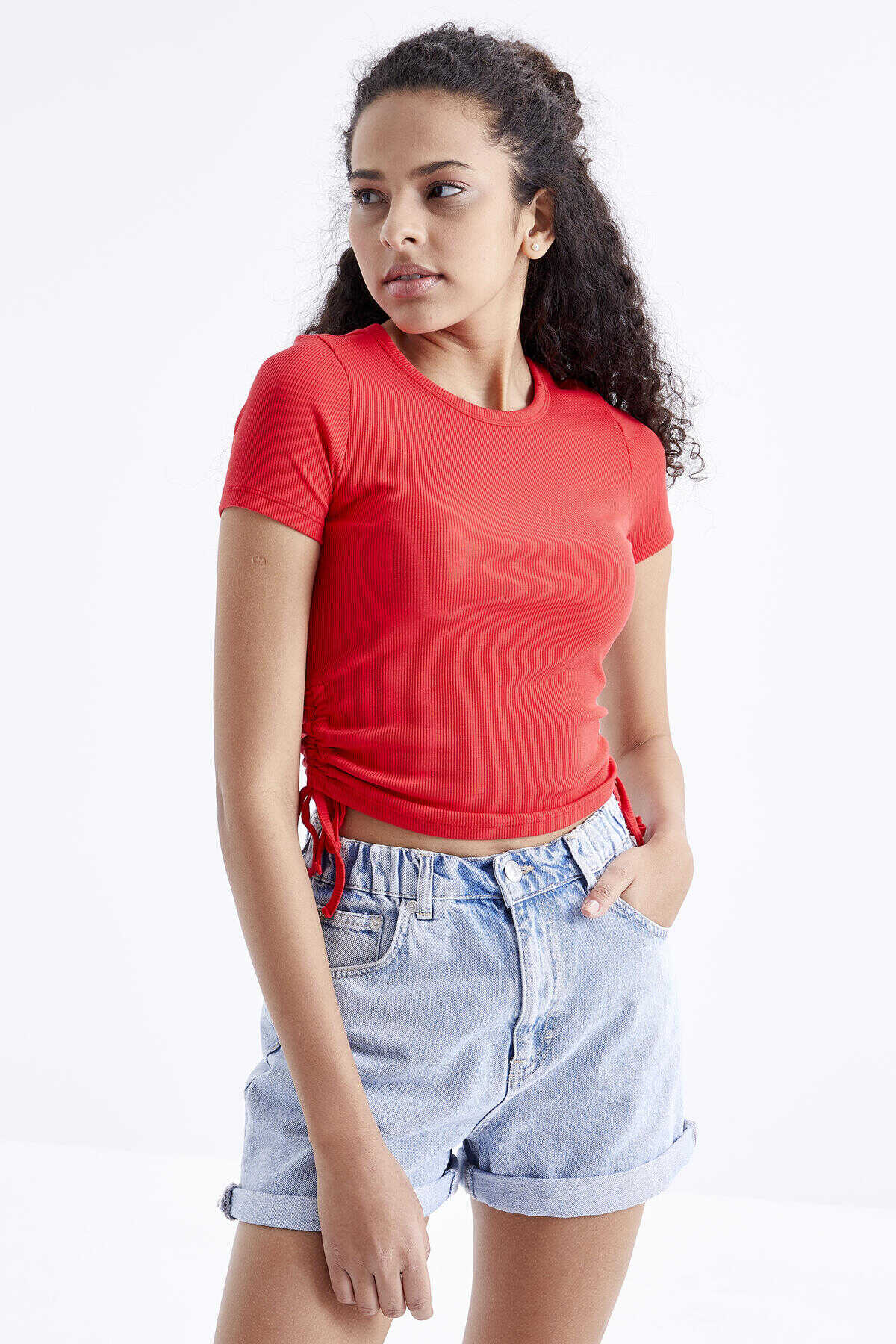 Tommylife Toptan Nar Çiçeği Basic Yanı Büzgülü O Yaka Kadın Crop Top T-Shirt - 97203