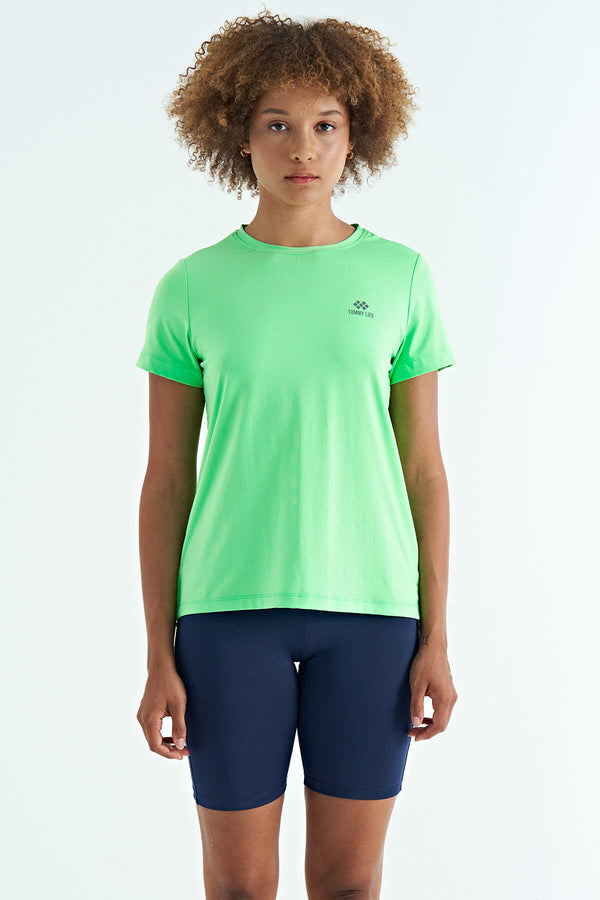 Tommylife Toptan Neon Yeşil Sırt Yırtmaç Detaylı O Yaka Kısa Kollu Standart Kalıp Kadın T-Shirt - 97267