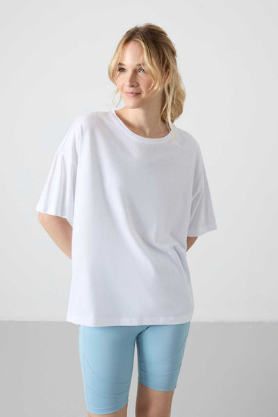 Tommylife Toptan O Yaka Oversize Basic Kadın T-Shirt 97285 Beyaz