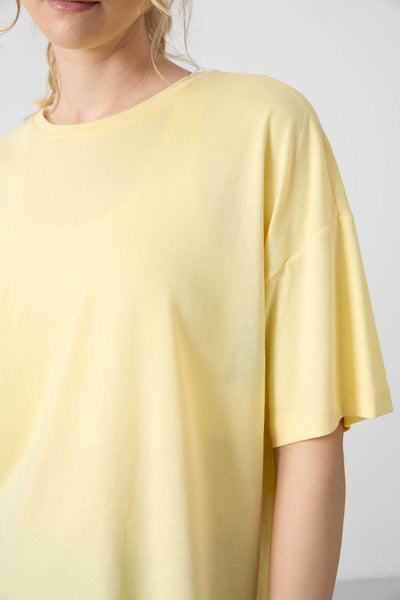 Tommylife Toptan O Yaka Oversize Basic Kadın T-Shirt 97285 Sarı