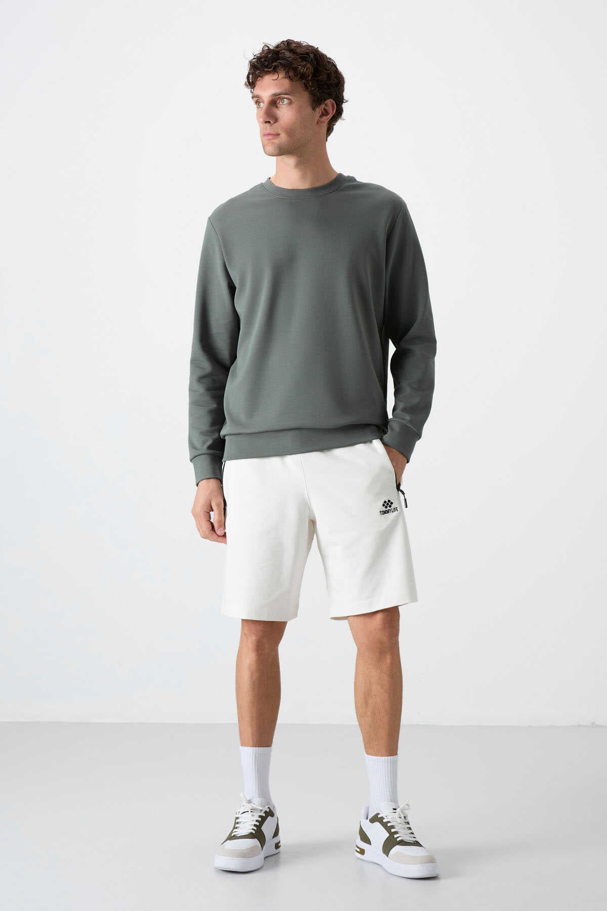 Tommylife Toptan O Yaka Rahat Form Basic Erkek Sweatshirt 88053 Çağla