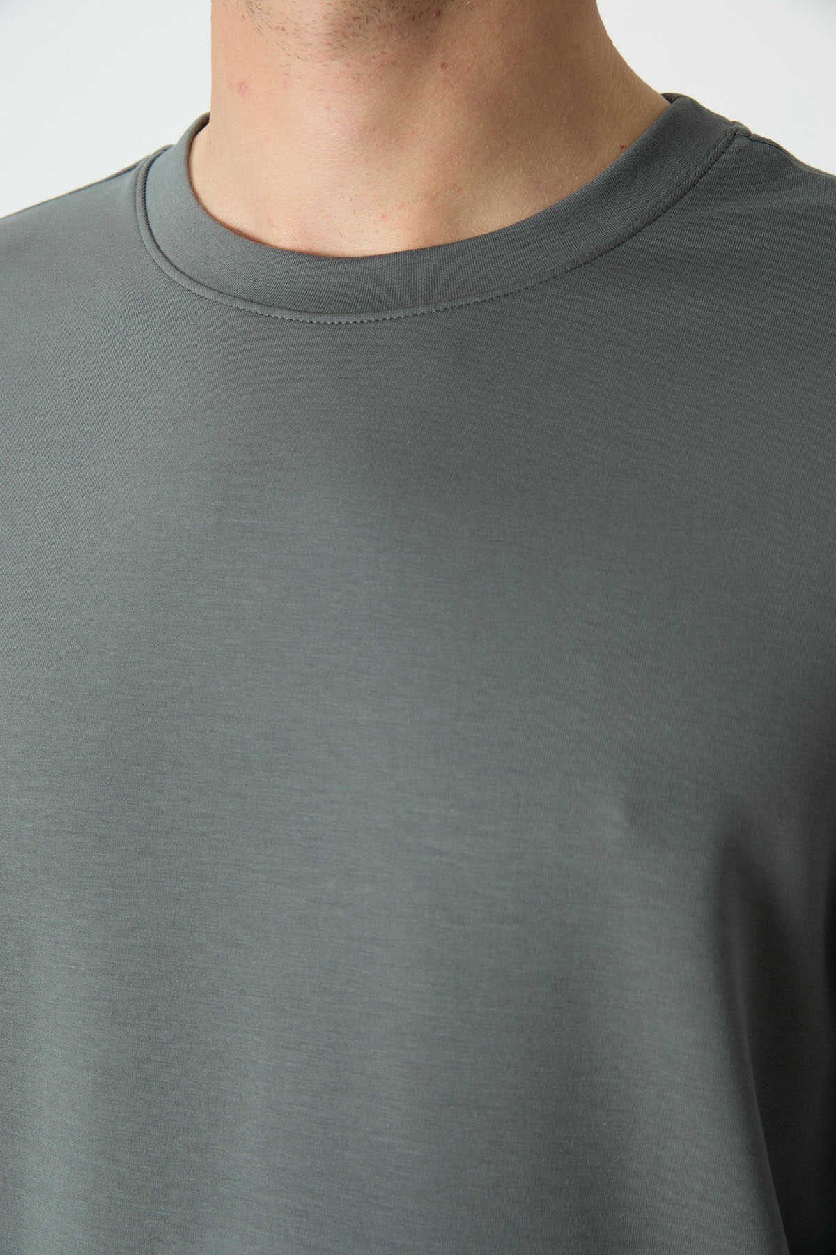 Tommylife Toptan O Yaka Rahat Form Basic Erkek Sweatshirt 88053 Çağla