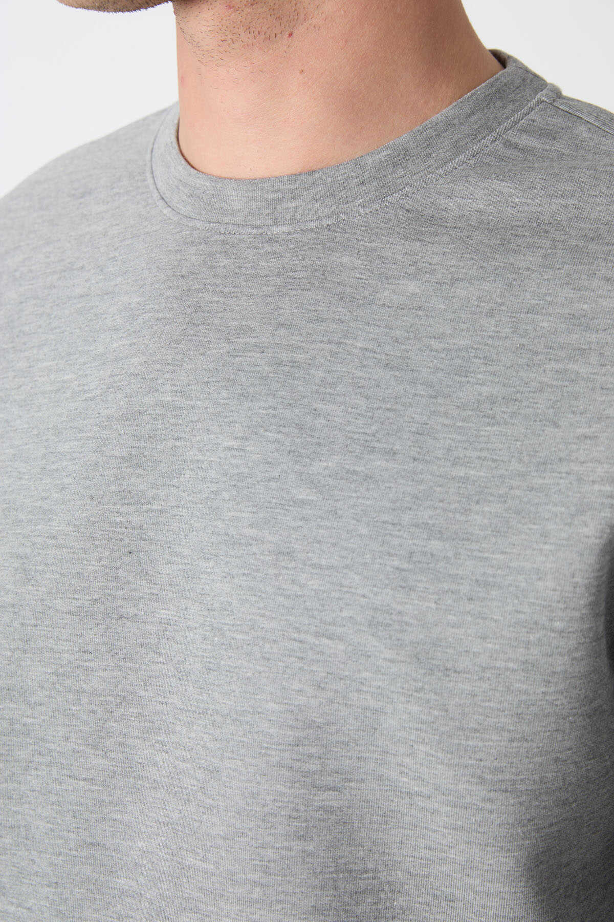 Tommylife Toptan O Yaka Rahat Form Basic Erkek Sweatshirt 88053 Gri Melanj