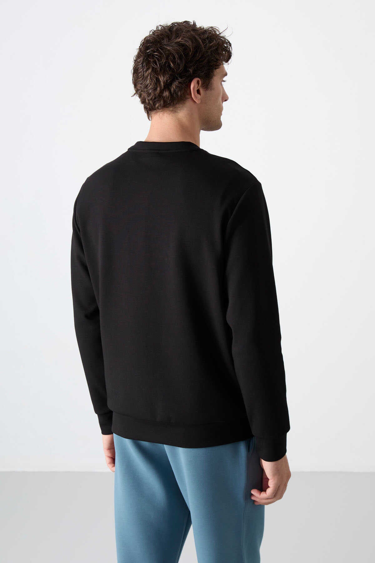 Tommylife Toptan O Yaka Rahat Form Basic Erkek Sweatshirt 88053 Siyah
