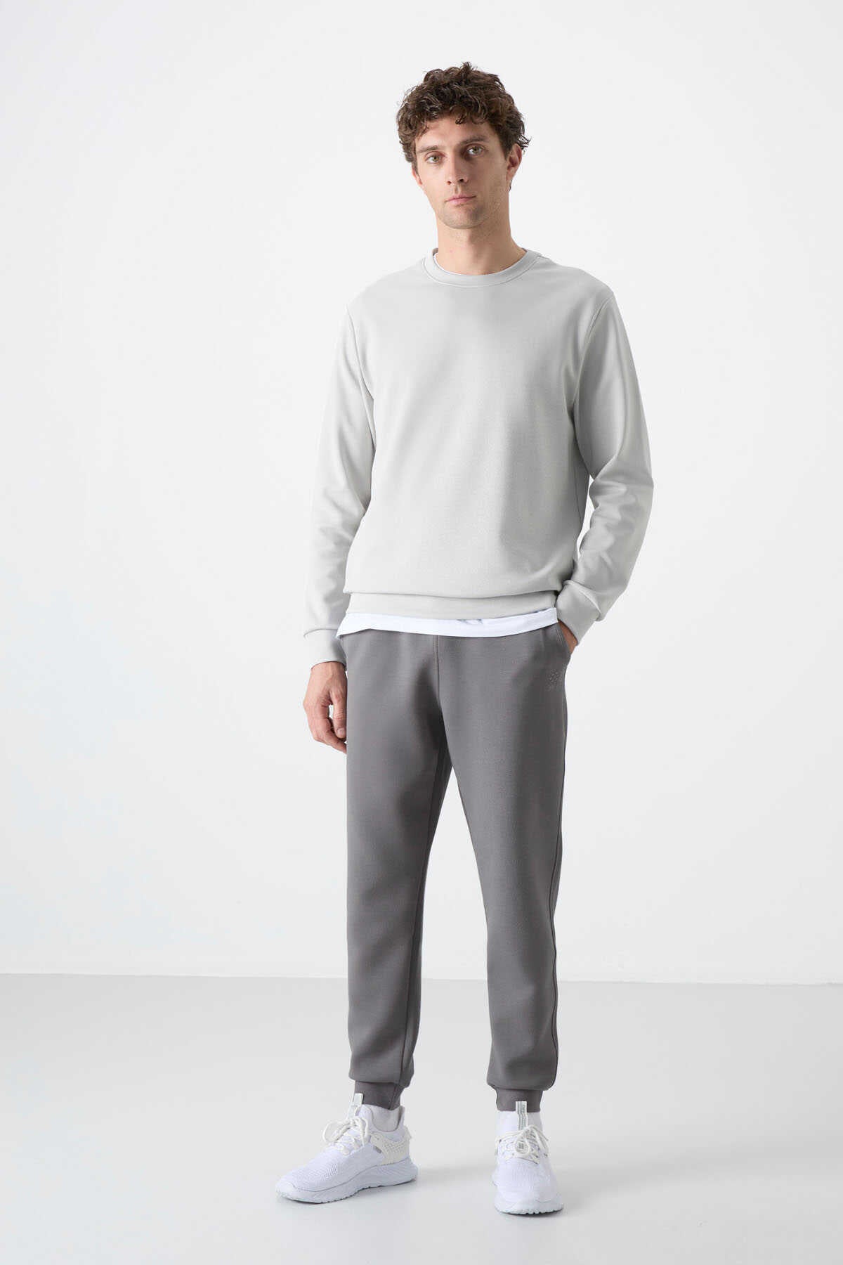 Tommylife Toptan O Yaka Rahat Form Basic Erkek Sweatshirt 88053 Taş