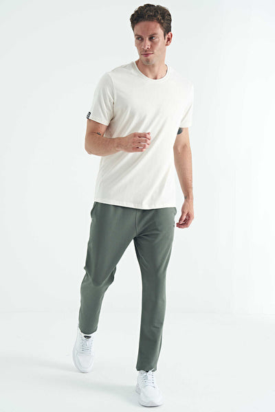 Tricou bărbătesc Tommylife Wholesale cu guler rotund, croială standard, model simplu, 87911, ecru