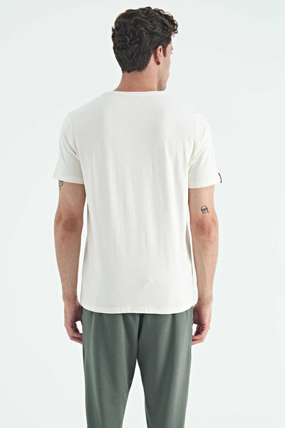 Tricou bărbătesc Tommylife Wholesale cu guler rotund, croială standard, model simplu, 87911, ecru