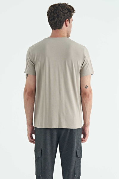 Tommylife Toptan O Yaka Standart Kalıp Basic Erkek T-Shirt 87911 Koyu Bej