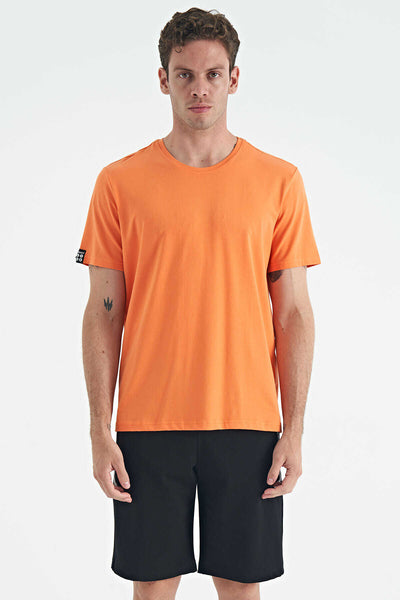 Tricou bărbătesc Tommylife Wholesale cu guler rotund, croială standard, de bază, 87911, portocaliu
