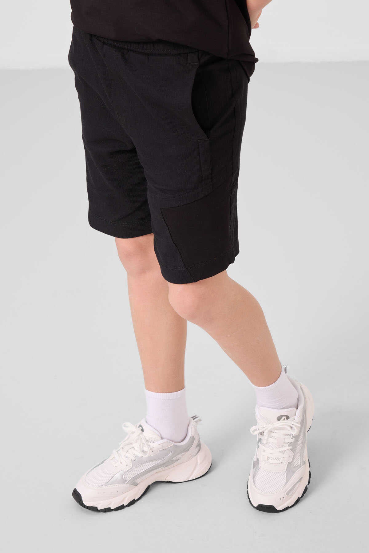 Tommylife Toptan Pamuklu Oversize Fit Dokuma Hafif Esnek Chino Erkek Çocuk Şort Takım 11275 Siyah