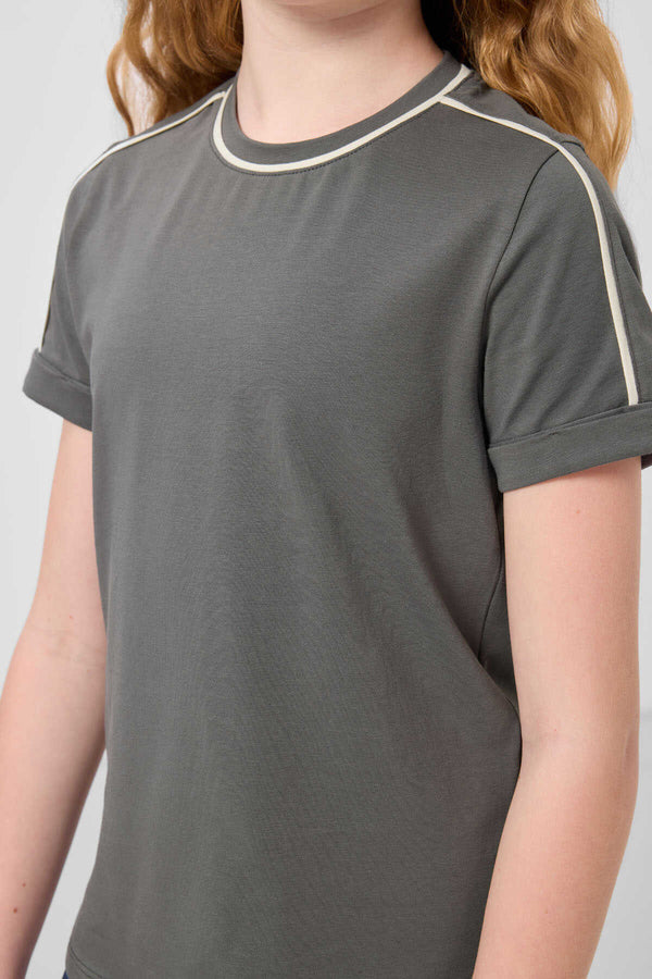 Tommylife Toptan Pamuklu O Yaka Oversize Fit Baskılı Kız Çocuk T Shirt 75177 Haki