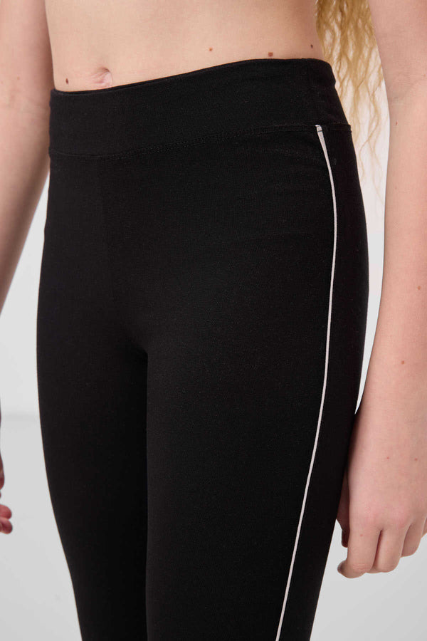 Tommylife Toptan Pamuklu O Yaka Standart Fit Basic İspanyol Paça Kız Çocuk Tayt Takım 75192 Taş Siyah