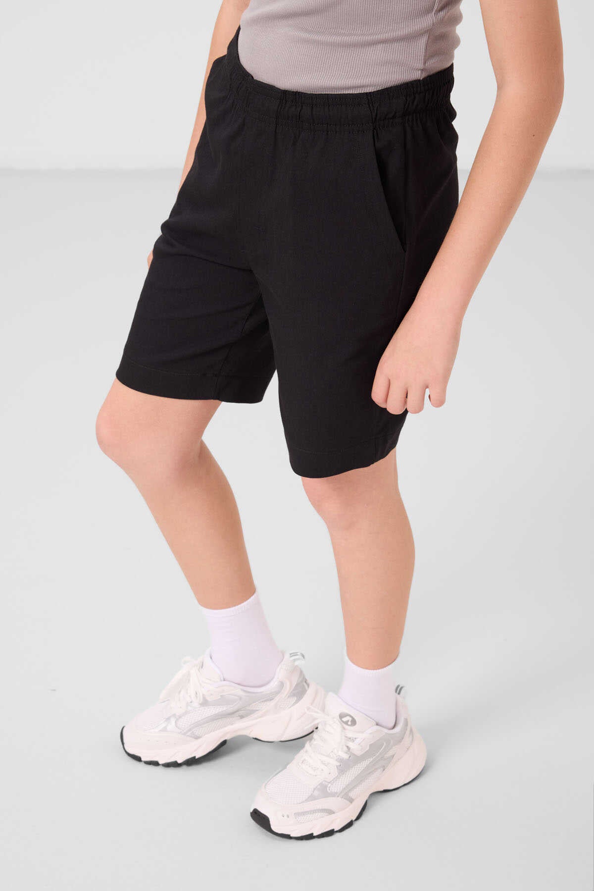 Tommylife Toptan Pamuklu Oversize Fit Dokuma Hafif Esnek Chino Erkek Çocuk Şort Takım 11278 Siyah