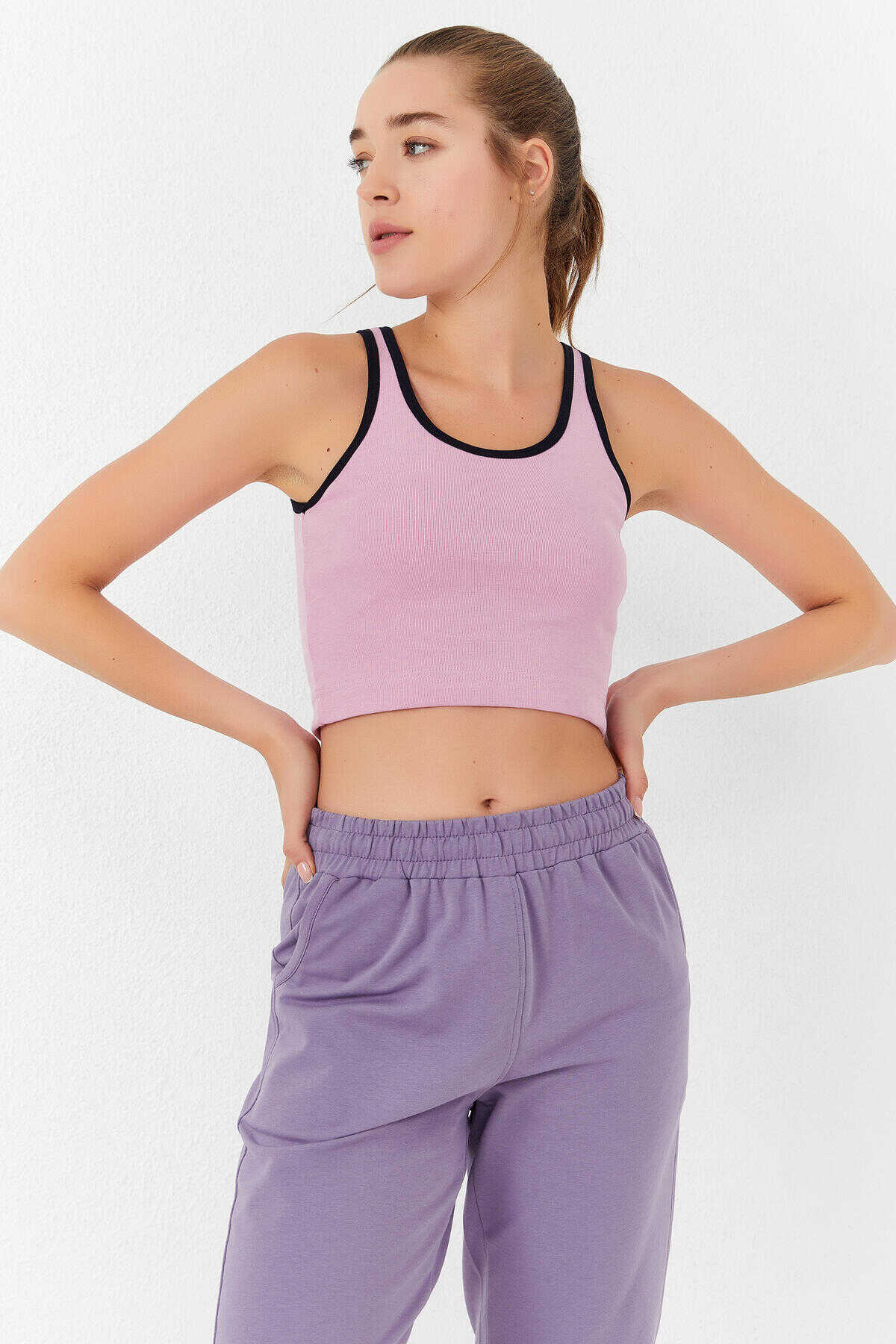 Tommylife Toptan Pembe Basic Sıfır Kol Dar Kalıp U Yaka Kadın Crop Top Atlet - 97162
