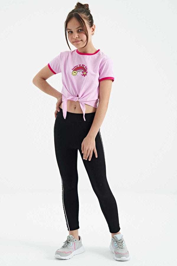 Tommylife Toptan Pembe Baskı Detaylı O Yaka Çok Renkli Bağlama Detaylı Kız Çocuk T-Shirt - 75113