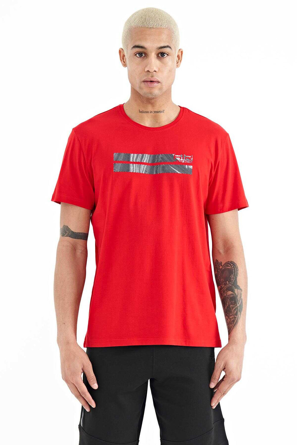 Tommylife Toptan Peter O Yaka Standart Kalıp Baskılı Erkek T-Shirt 88204 Kırmızı
