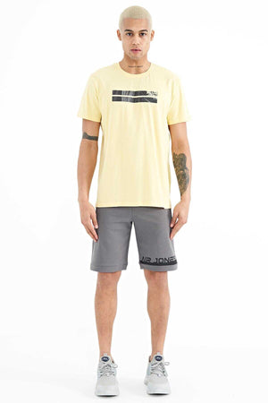 Tommylife Toptan Peter O Yaka Standart Kalıp Baskılı Erkek T-Shirt 88204 Sarı