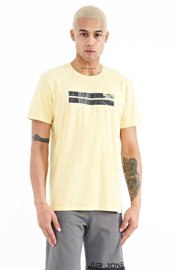 Tommylife Toptan Peter O Yaka Standart Kalıp Baskılı Erkek T-Shirt 88204 Sarı