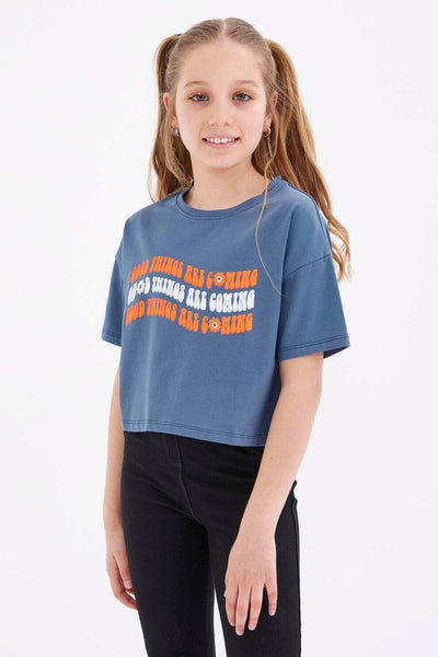 Tricou scurt Tommylife Wholesale, culoare petrol, supradimensionat, cu text colorat, imprimat, cu umeri jos, guler O, pentru fete - 75038