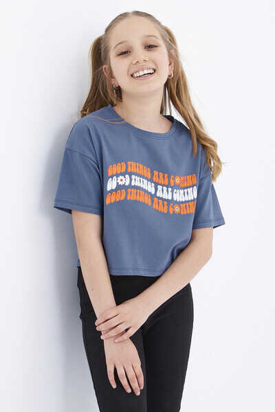 Tricou scurt Tommylife Wholesale, culoare petrol, supradimensionat, cu text colorat, imprimat, cu umeri jos, guler O, pentru fete - 75038