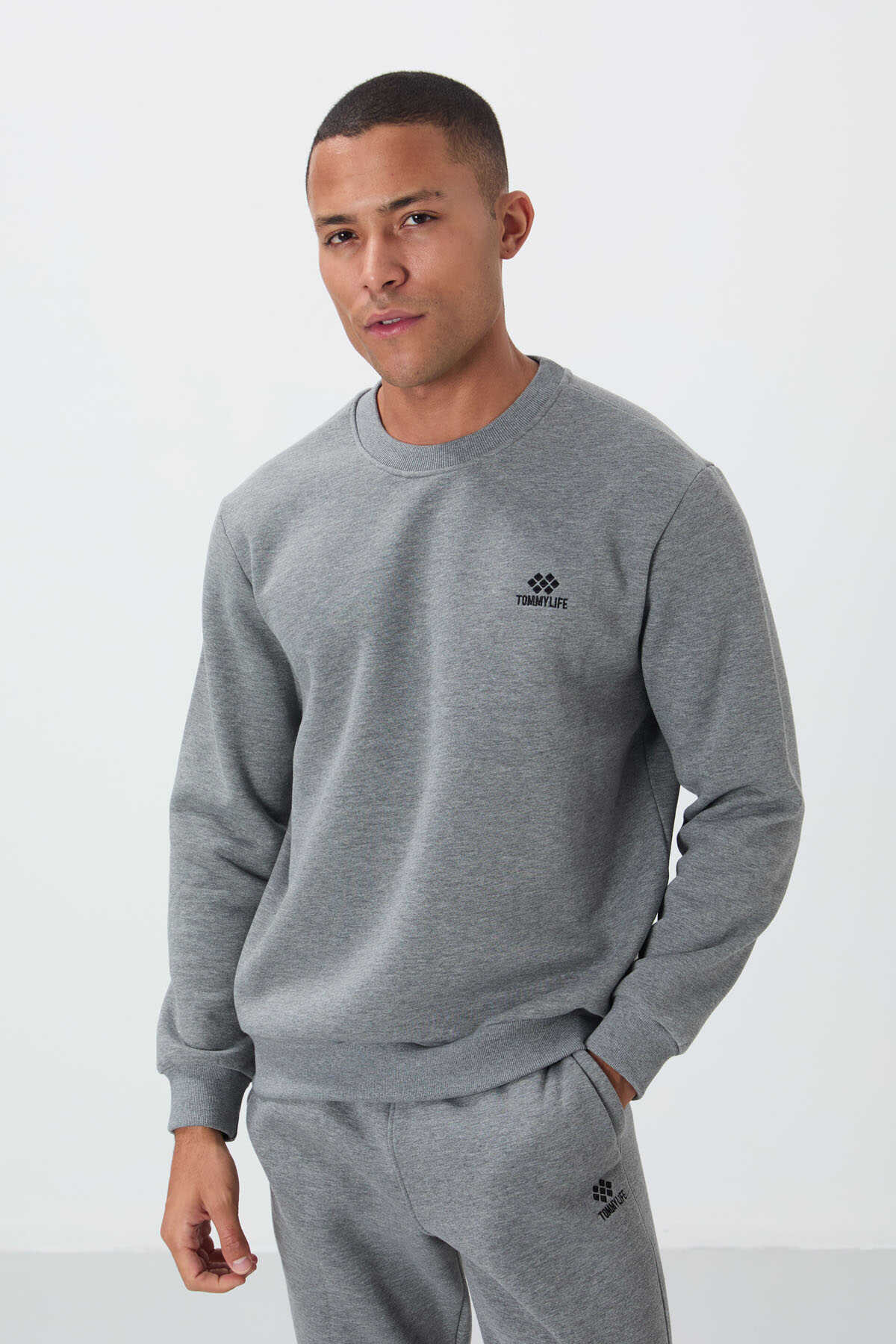Set trening Tommylife Wholesale Relaxed Fit Basic pentru bărbați 85265 Gri Melange