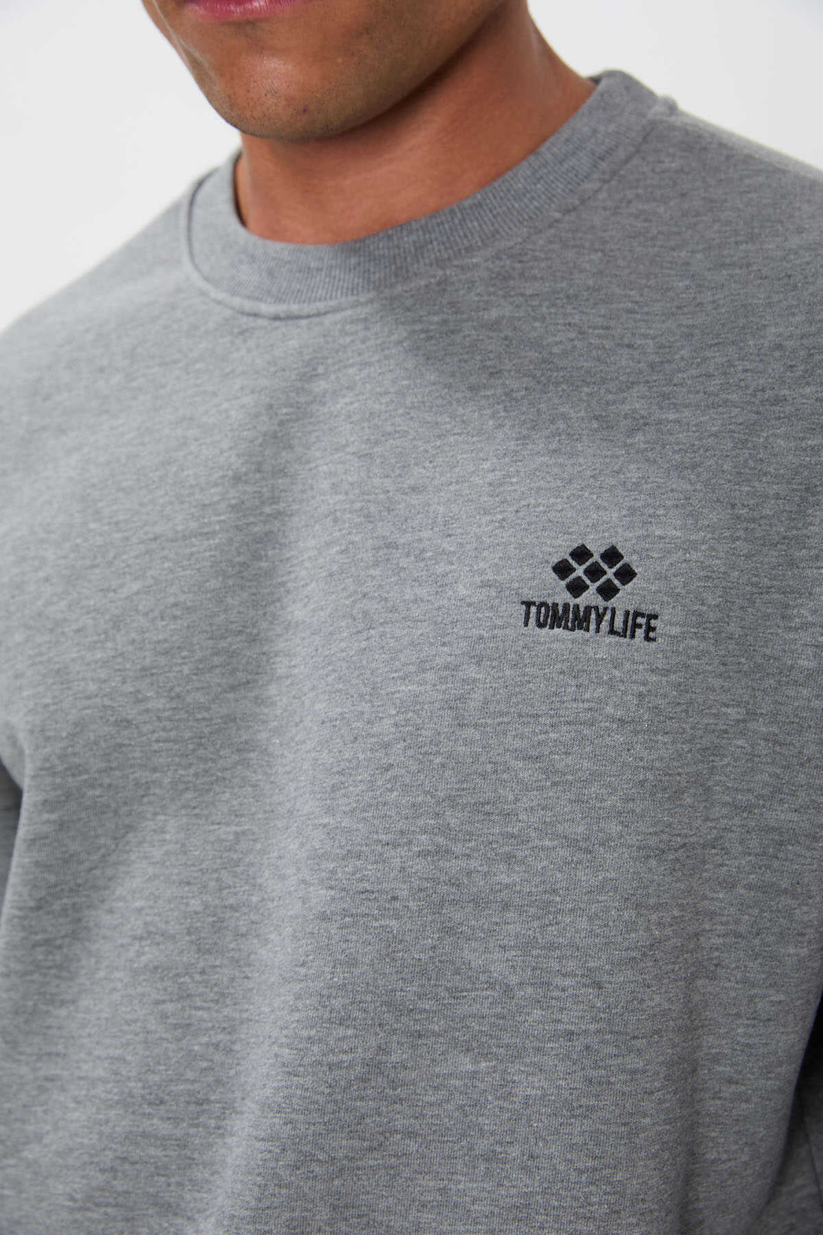 Set trening Tommylife Wholesale Relaxed Fit Basic pentru bărbați 85265 Gri Melange