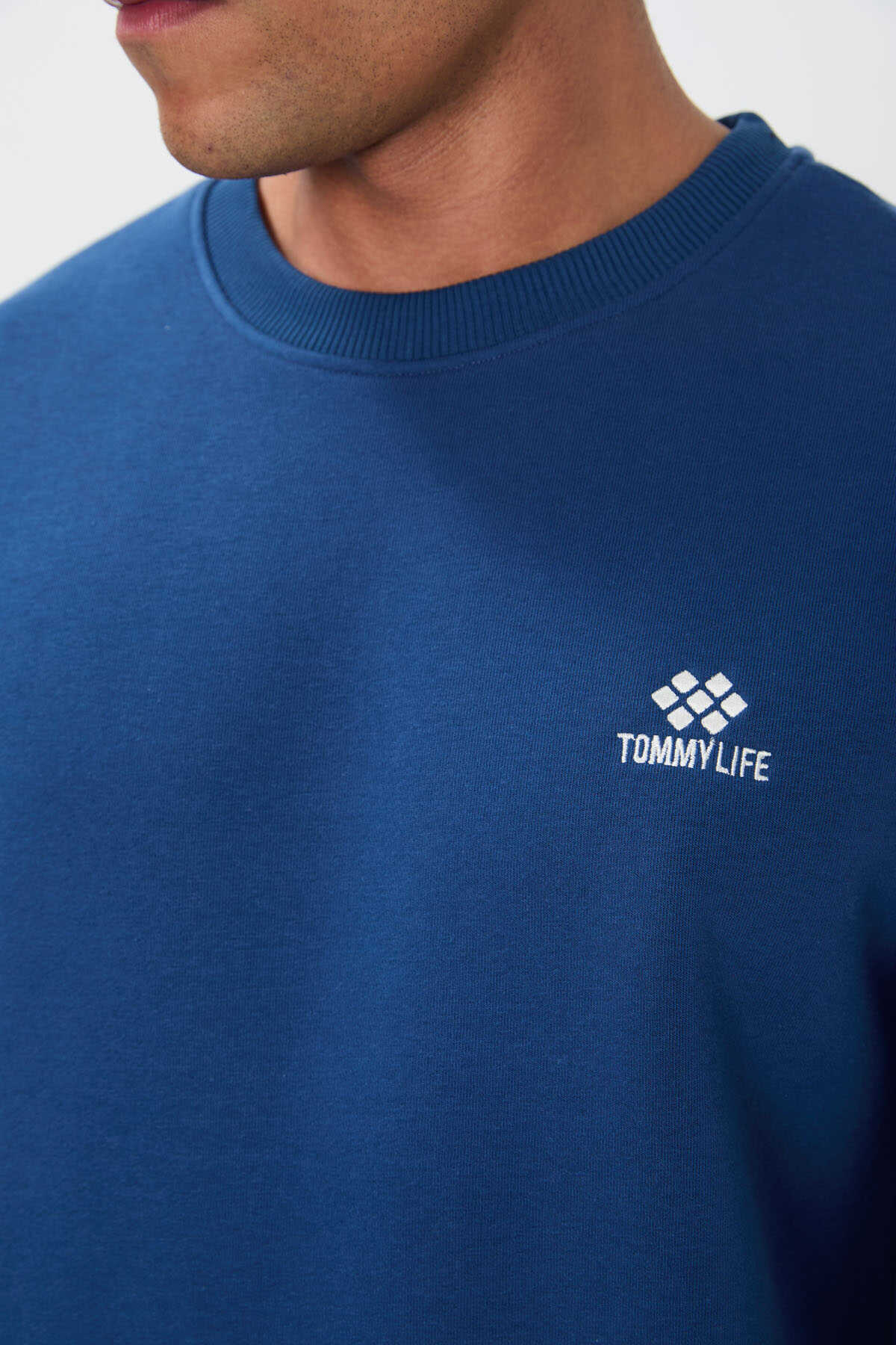 Set trening Tommylife Wholesale Casual Fit Basic pentru bărbați 85265 Parlament