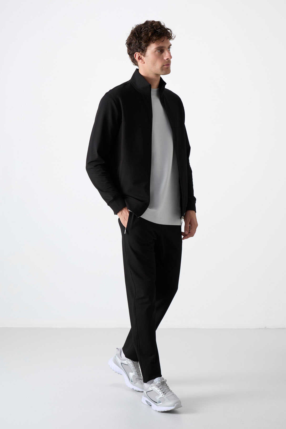 Tommylife Wholesale Trening cu fermoar și croială relaxată pentru bărbați 85072 Negru
