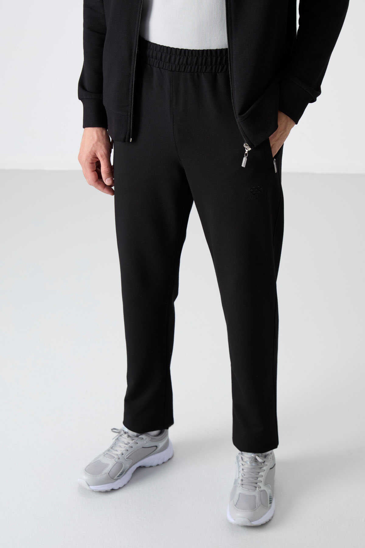 Tommylife Wholesale Trening cu fermoar și croială relaxată pentru bărbați 85072 Negru