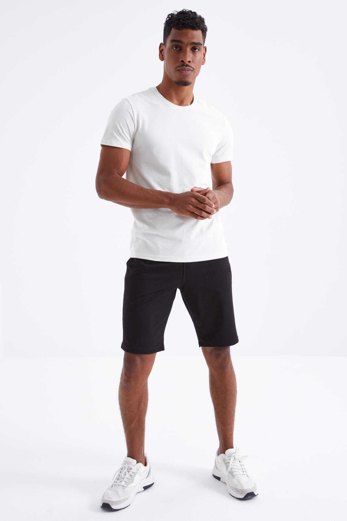 Tommylife Toptan Siyah Bağcıklı Standart Kalıp Basic Erkek Şort - 81212