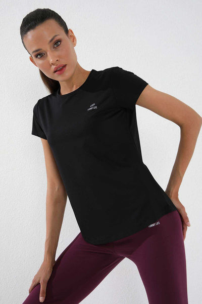 Tommylife Toptan Siyah Basic Kısa Kol Standart Kalıp O Yaka Kadın T-Shirt - 97144