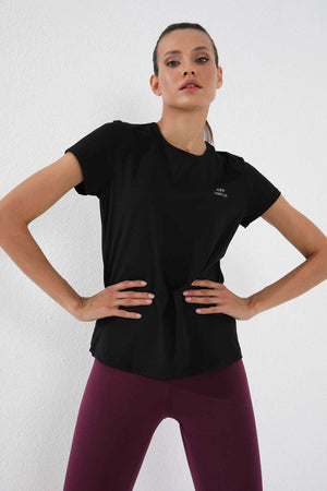 Tommylife Toptan Siyah Basic Kısa Kol Standart Kalıp O Yaka Kadın T-Shirt - 97144