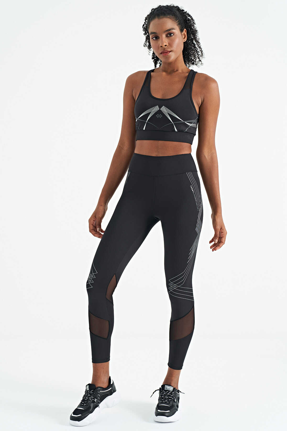 Tommylife Toptan Siyah Ön Arka Baskı Detaylı U Yaka Dar Kalıp Kadın Spor Büstiyer - 97252