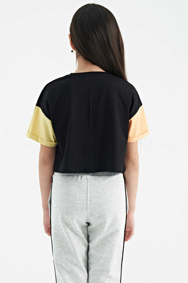 Tommylife Toptan Siyah Yazı Baskılı O Yaka Düşük Omuzlu Oversize Kız Çocuk T-Shirt - 75130