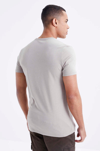 Tricou bărbătesc Tommylife Wholesale cu decolteu în V, croială standard, de bază, 87912, bej închis