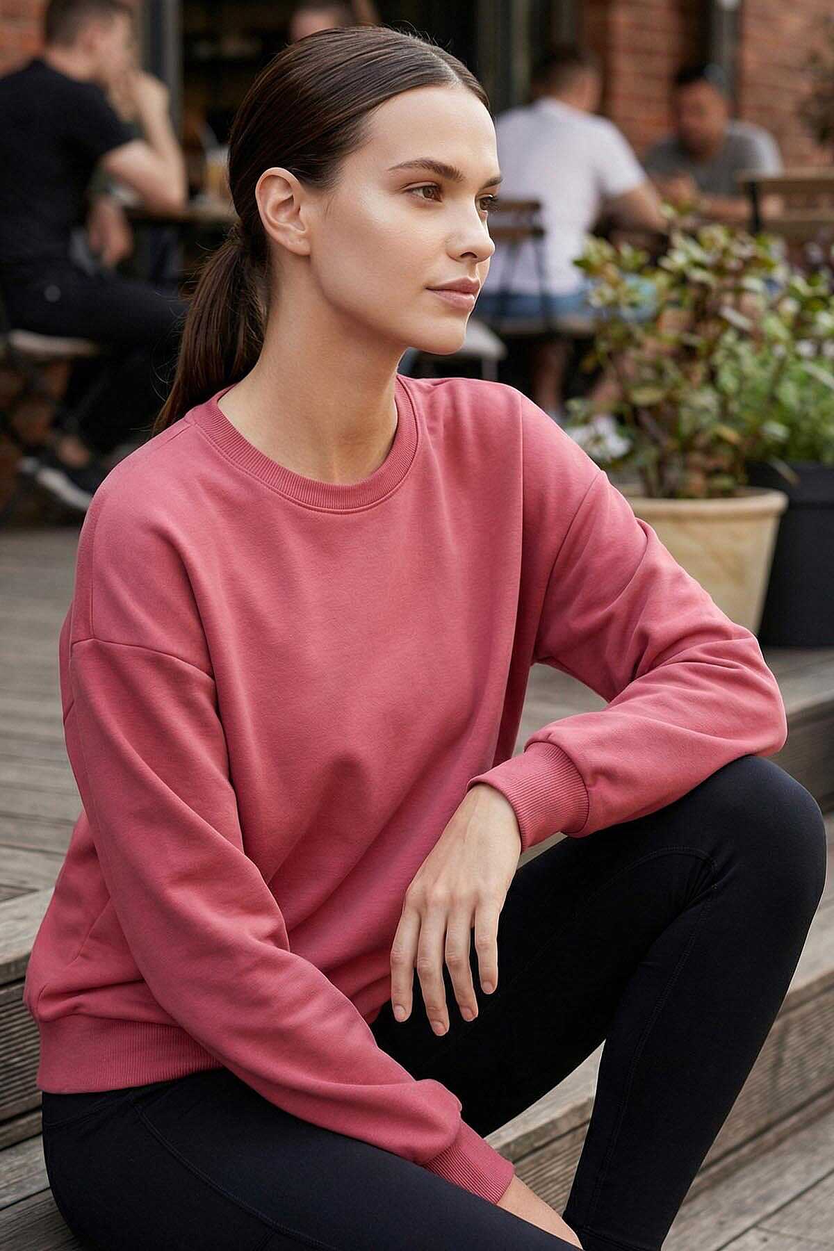 Tommylife Toptan Yaban Gülü Basic O Yaka Oversize Kadın Sweatshirt - 97053